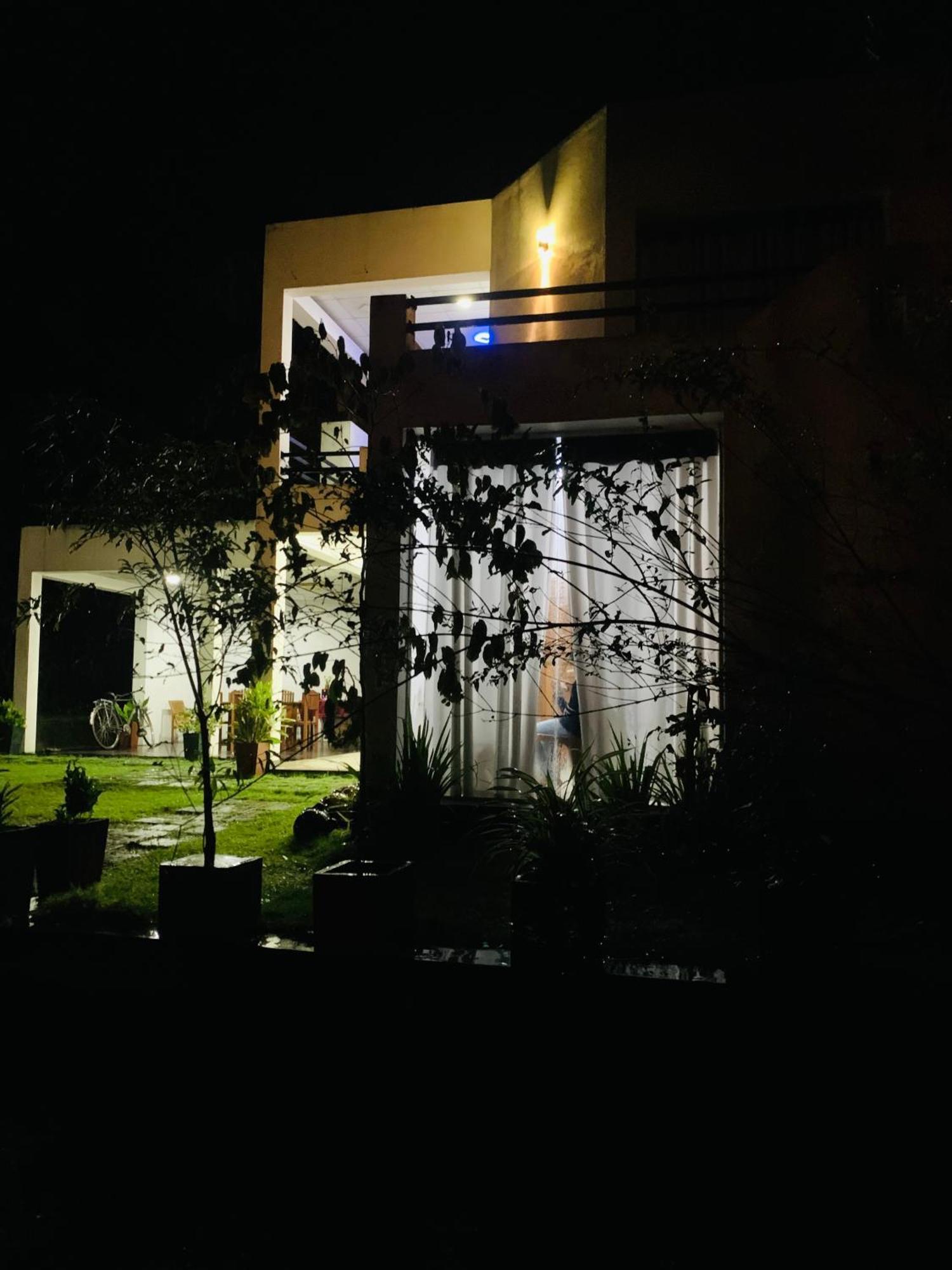 Chill House Safari Resort Udawalawe Exterior foto
