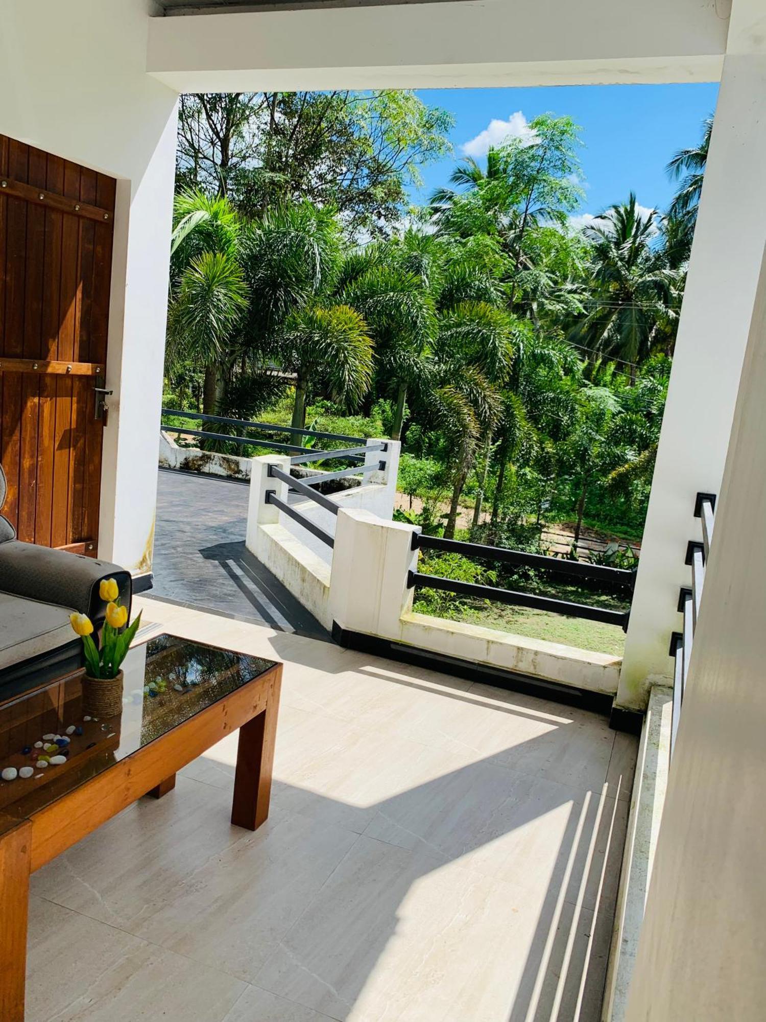 Chill House Safari Resort Udawalawe Exterior foto