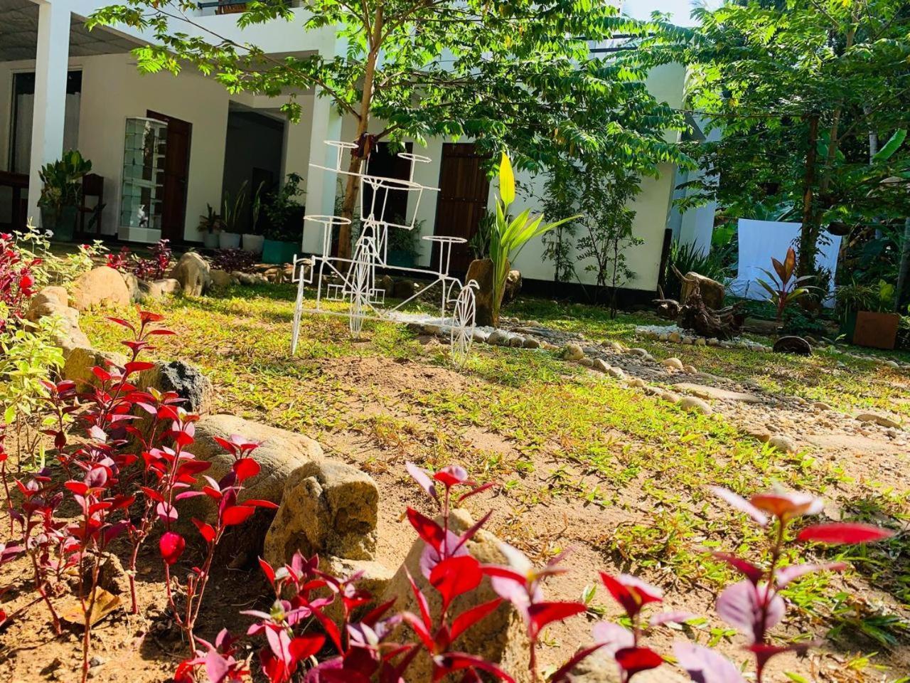 Chill House Safari Resort Udawalawe Exterior foto